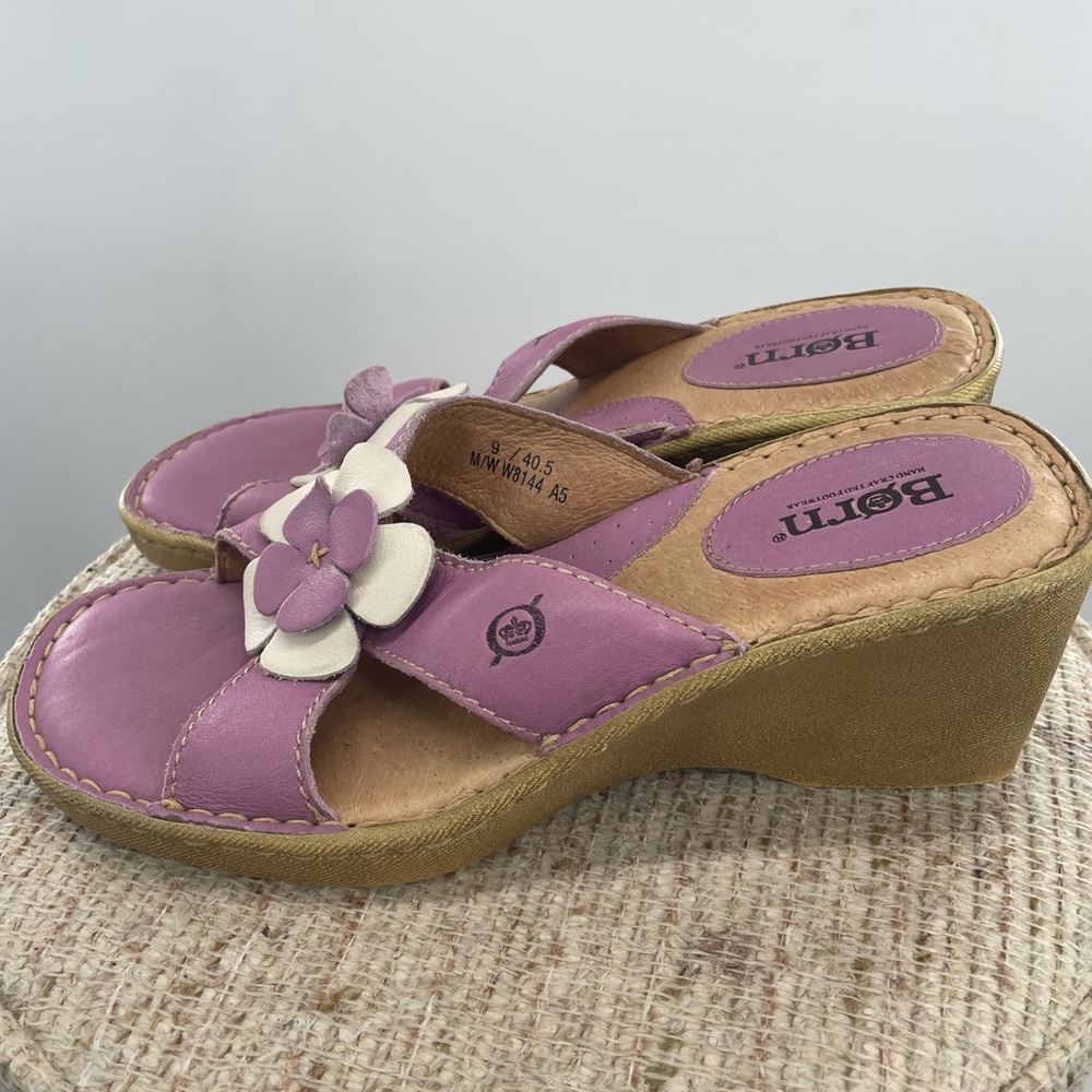 Born sandals women , hand crafted. Size 9